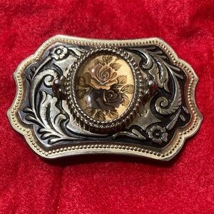Ornate Floral Western Belt Buckle - Gold and Black
